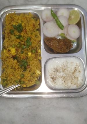 A picture of Khichdi.