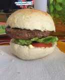 Hamburguesas y pan casero