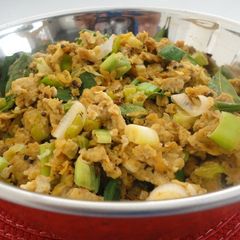 A picture of Spring Onion Scrambled Eggs.