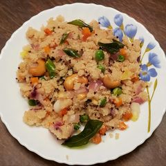 A picture of Vegetable rava upma.