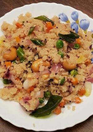 A picture of Vegetable rava upma.