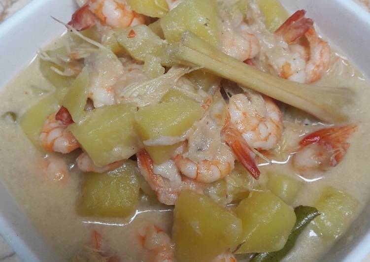 Cara Gampang Membuat Sambal goreng Kentang Udang Anti Gagal