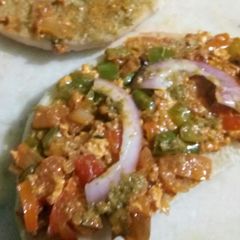 A picture of Kulcha pizza bites.