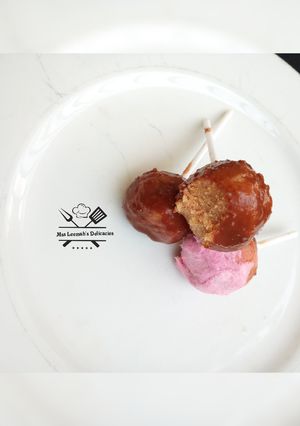 A picture of Cake Pops.