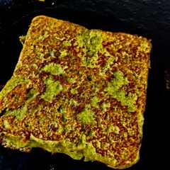 A picture of Mint Toast Lunchbox.