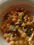 Garbanzos con acelgas y chile güero.ॐ