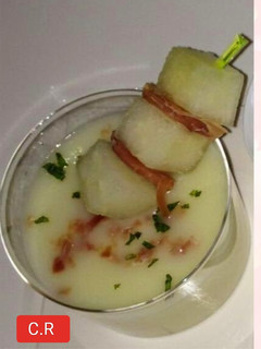 Una foto de Sopa fría de melón 🍈