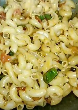 A picture of Macroni.