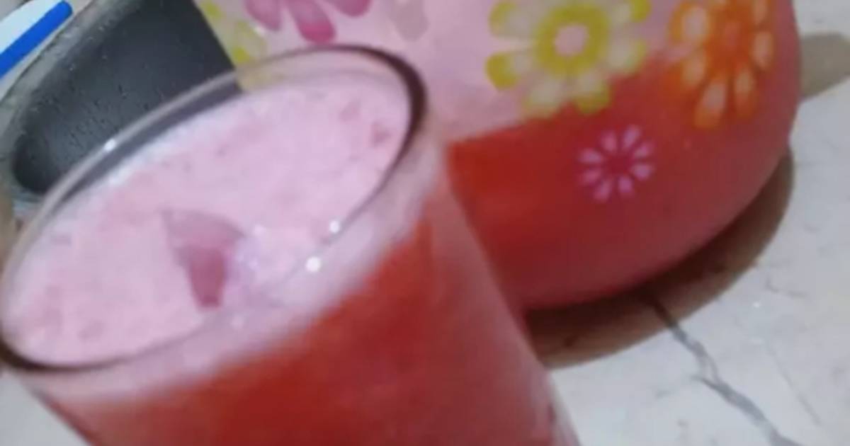 Smoothie glass Recipe by Priyanka Varshney (@adivaans_delicacy