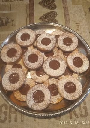 A picture of Nutella Sandwich Cookies.