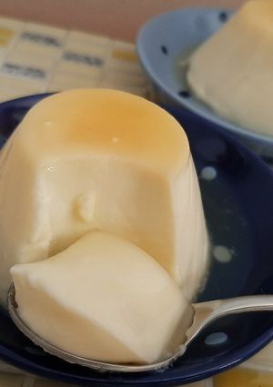 A picture of Rum Panna Cotta.