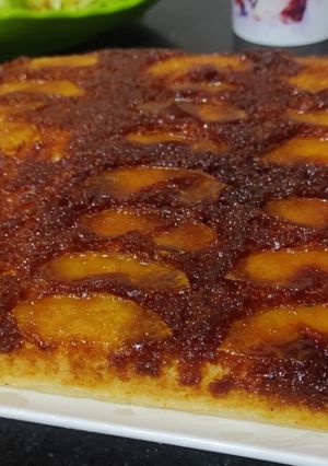 Una foto de Torta invertida de manzana 🍏🍎 en la flip