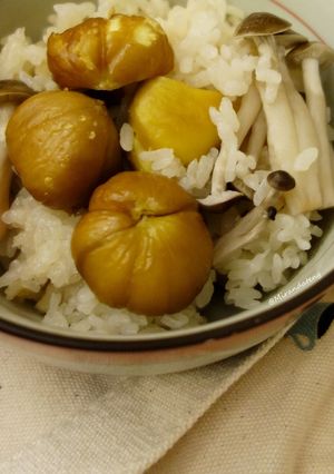 秋栗鮮菇炊飯 的食譜成品照片