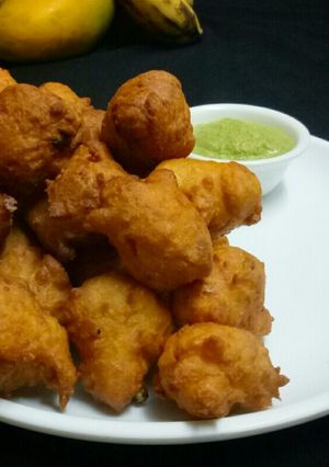 A picture of Mysore Bonda.