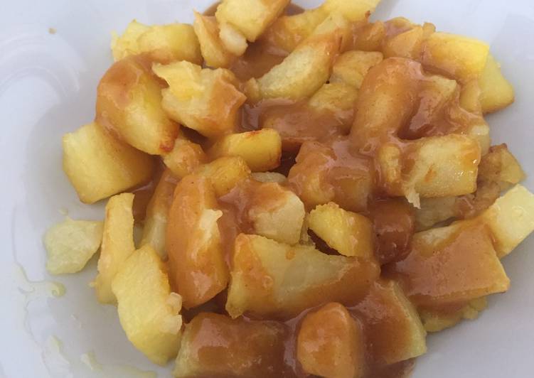 Patatas bravas caseras