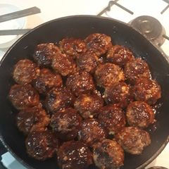 A picture of Barbecue meatballs.