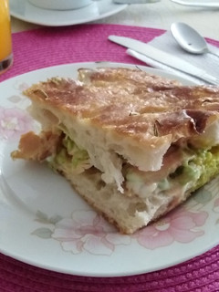 Una foto de Sándwich de pavo en focaccia