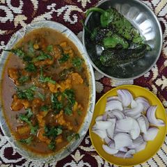 A picture of Cauliflower curry.