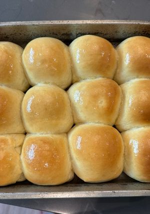 A picture of Best ever soft fluffy dinner rolls. WOOOOOWEEE (can make as slider buns too 😂❤️).