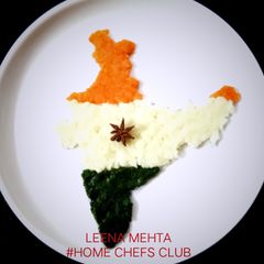 A picture of Tricolour semolina halwa.