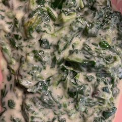 A picture of My favorite creamed spinach.