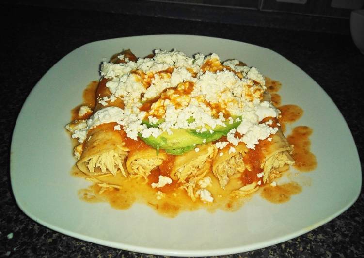 Enchiladas o Entomatadas