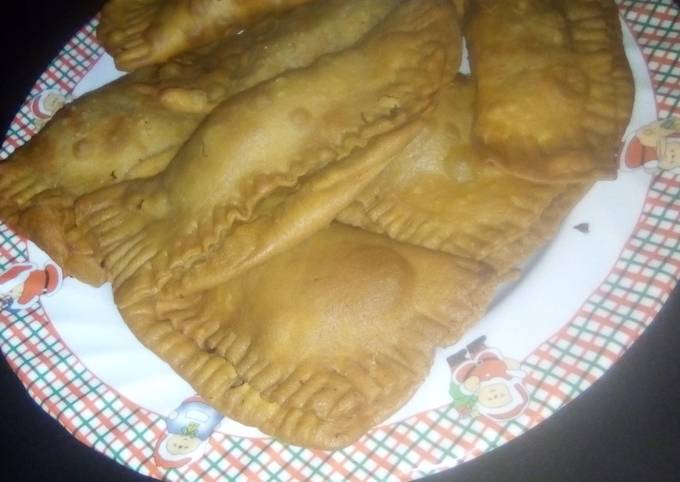 Fried meat pie