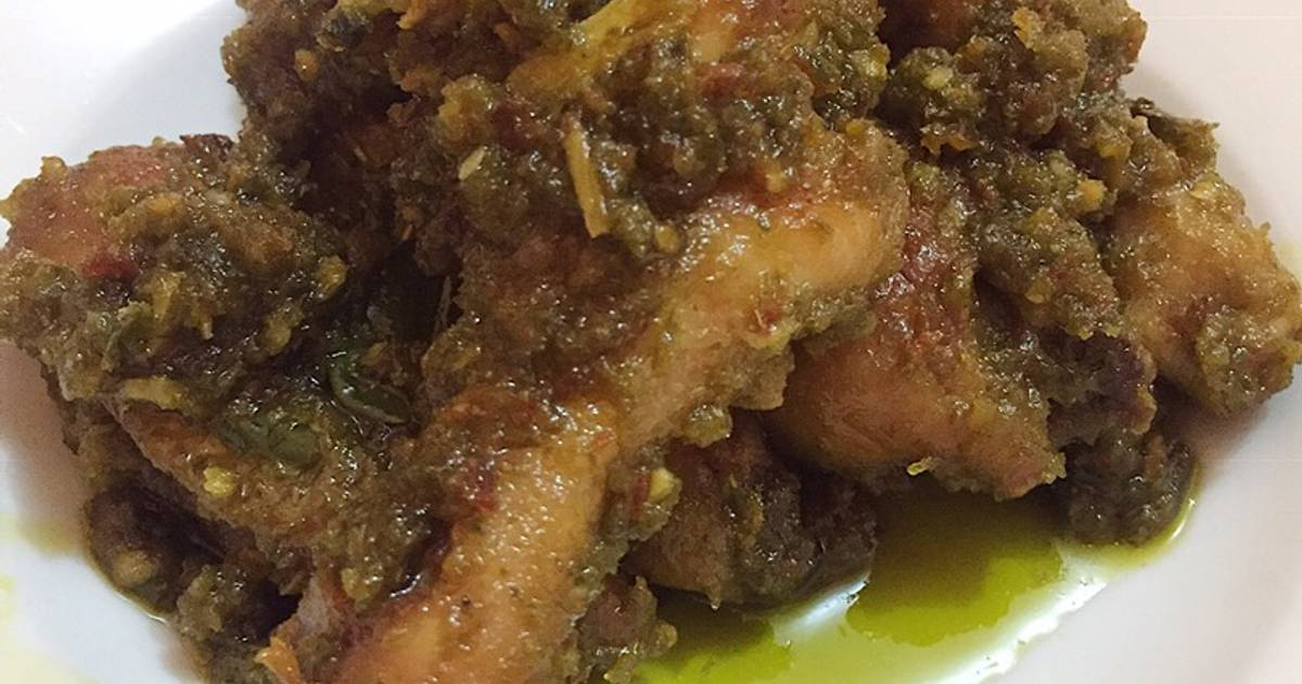 Resep Ayam sambal hijau sederhana oleh Asrii Nuranii - Cookpad