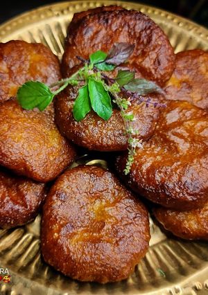 आरिशा पीठा (arisa pitha recipe in Hindi) रेसिपी मुख्य फोटो