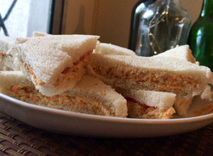 Una foto de Sándwich de Pollo 🥪🍗