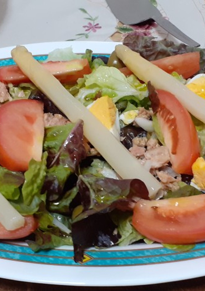Una foto de Ensalada mixta