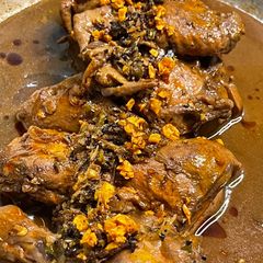Filipino chicken adobo A picture of Filipino chicken adobo.