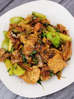 Foto resep Tumis Ikan Asin Cabai Hijau