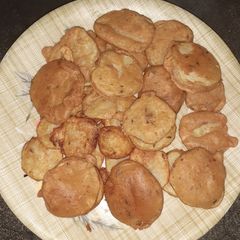 A picture of Warki Aloo pori.