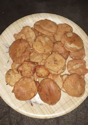 A picture of Warki Aloo pori.