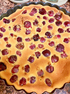 Una foto de Clafoutis de cereza