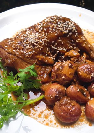 รูปของ ไก่ตุ๋น มิโซะเม็ดขนุน Miso Chicken Stew Jackfruit Seeds