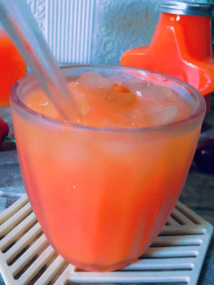 A picture of Fresh fruits juice.
