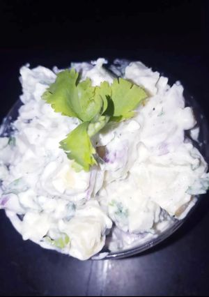 A picture of Cold potatoes salad.