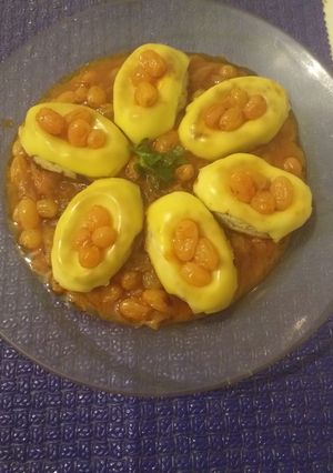 صورة لوصفة مرقة الزبيب بقوارب الدجاج 😋😍