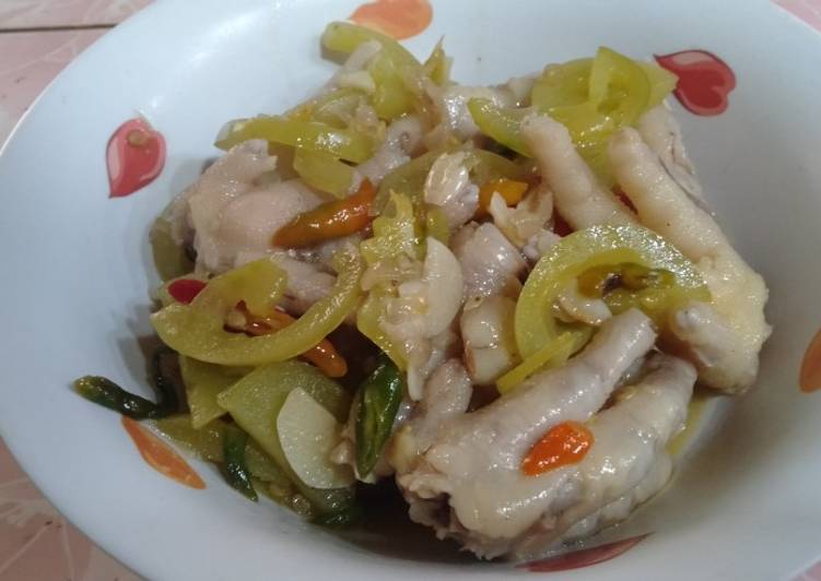 Oseng Ceker Tomat Ijo