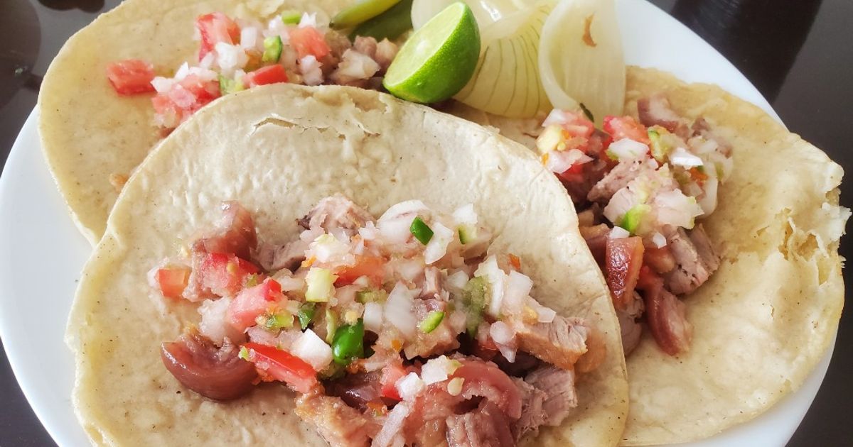 ¿Cuáles son los tiempos de cocción para res, cerdo y ave en casa?