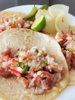 Una foto de Carnitas estilo Michoacán