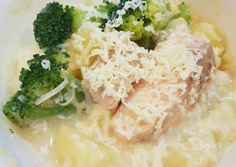 Resep: Tim salmon kentang (Mpasi 9 bln) yang Enak