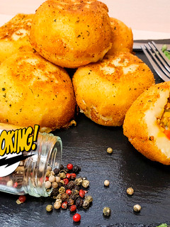 Una foto de Bombas de Patata y Atún