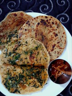 स्टफ्ड मेथी पराठा (stuffed methi paratha recipe in Hindi) रेसिपी मुख्य फोटो