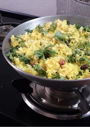 A picture of Simple Poha Recipe #vaishnavi.