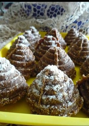 Kekszes-kókuszos piramis #2027 augusztus recept fotója