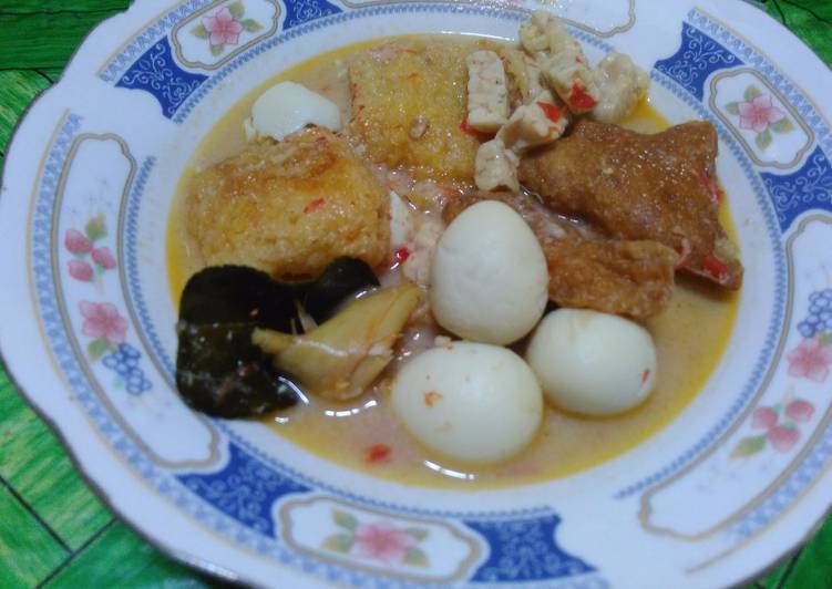 Jangan  Krecek  / sayur krecek