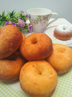 Foto resep Donat tape empuk banget